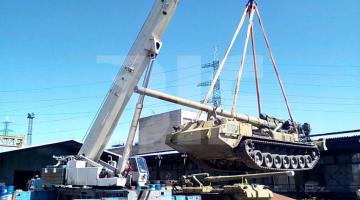 Погрузка техники на платформы и тралы