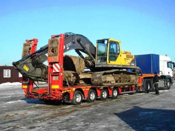 Перевозка спецтехники на трале